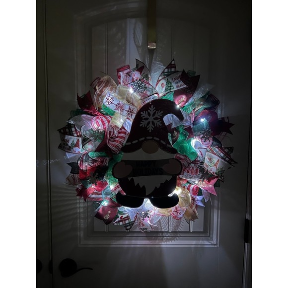 Christmas Snowflake Gnome Holiday Ribbon Door Wreath Handmade 22 ins LED W7 - Picture 11 of 11